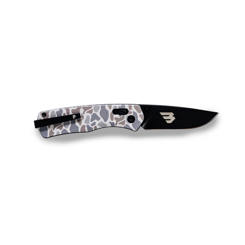 Williams Knife Co Classic Deer Camo Everyday Carry Knife fully open, side view with Flying B on the blade